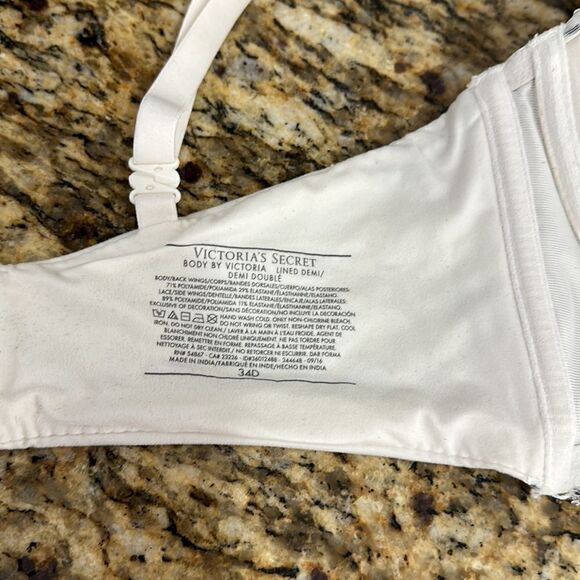 Victoria’s Secret Lined Demi Cream And Black Eyelet Lace Bra Size 34D - Picture 5 of 5